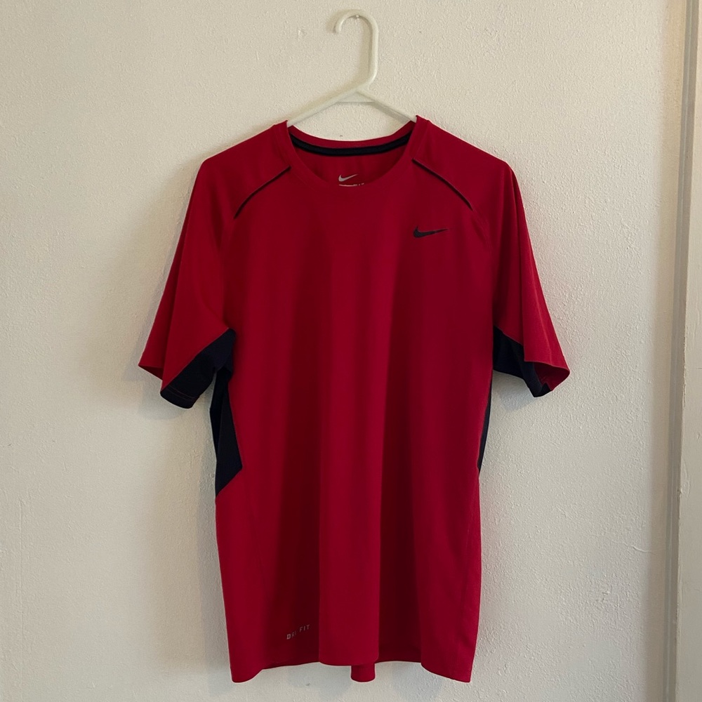 Men’s Nike Dri Fit Red T-Shirt